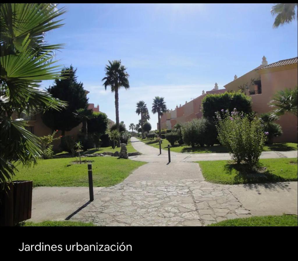Estupendo Apartamento Urbanizacion Jardines De Zahara. Zahara De Los Atunes Zahara de los Atunes Exterior foto